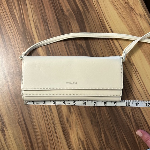 Matt & Nat vegan leather clutch bag - Picture 16 of 16